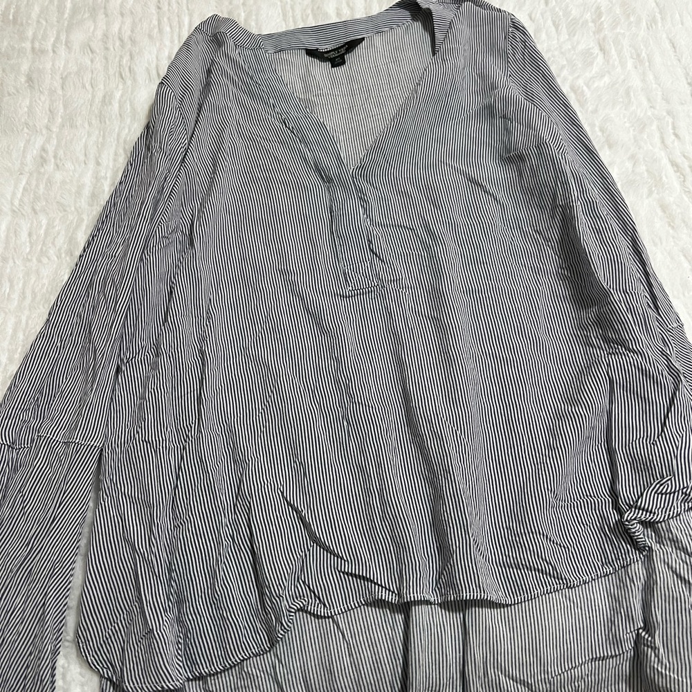 Simply vera Wang top